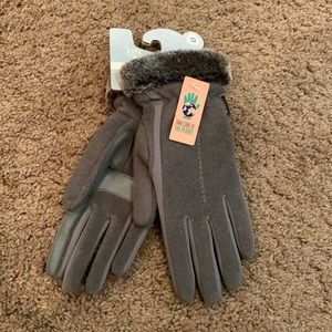 NWT Isotoner gloves